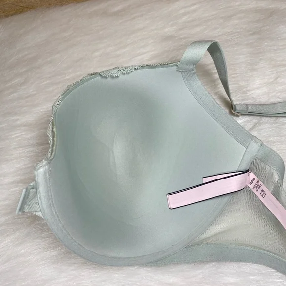 Victoria's Secret Racerback Front Closure Lace Demi Bra 38DDD Light Green